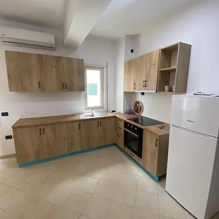 Mezini Near Sea Golem Апартаменты